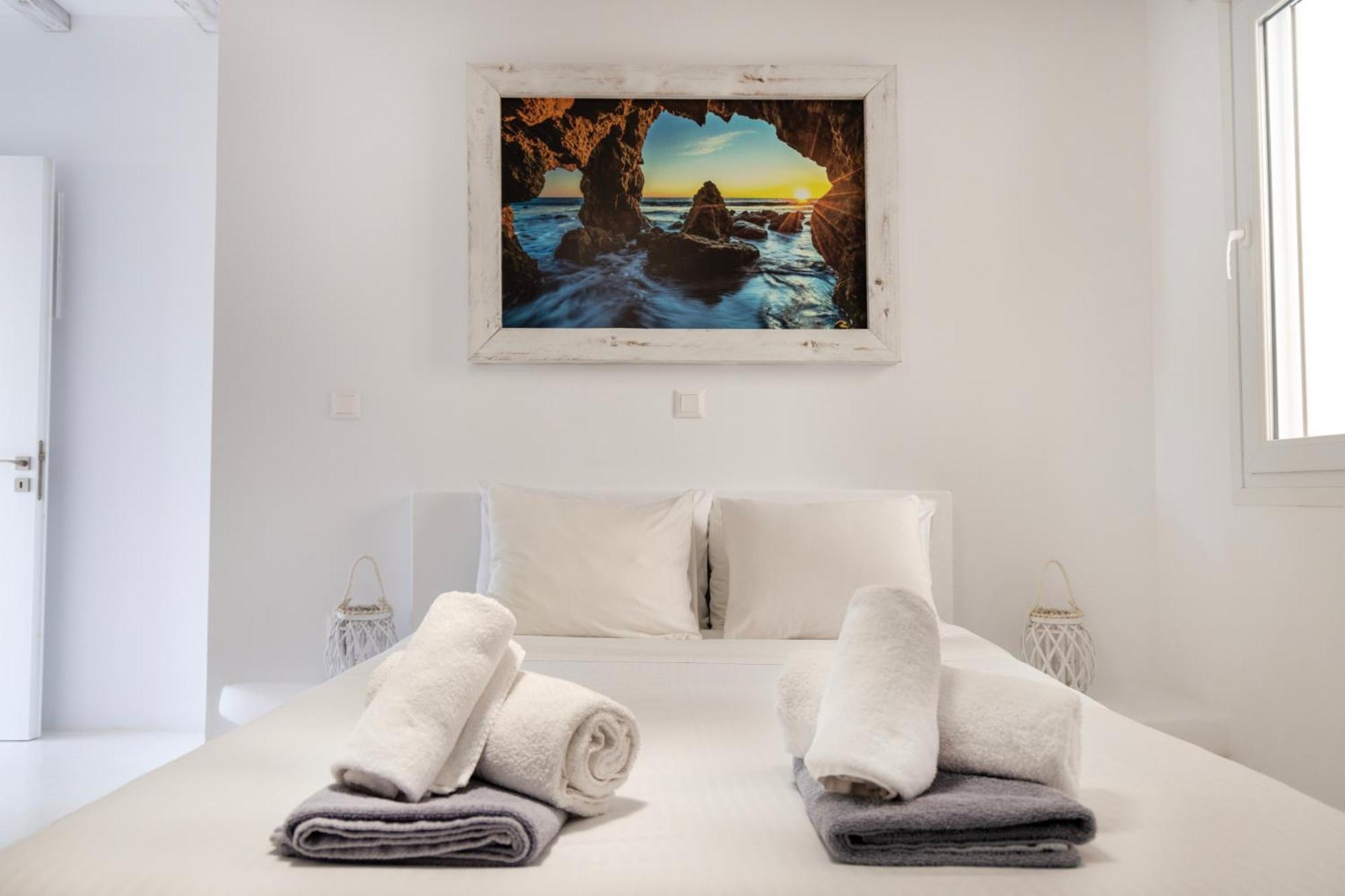 Limani Lux Apartments Karpathos Rum bild